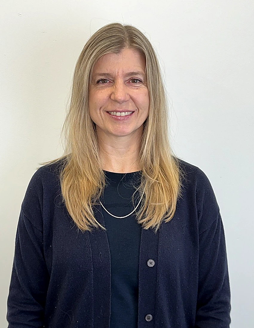 Dr. Julie Kruis senior chiropractor in Hamilton and Stoney Creek